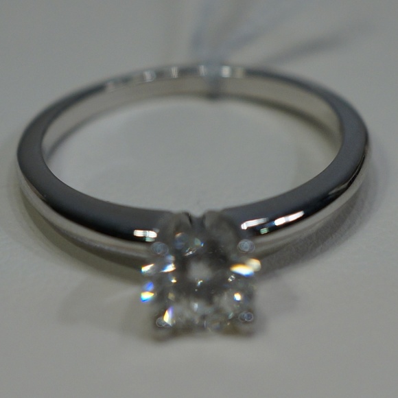 14KW Solitaire Genuine Diamond Engagement Ring - Picture 3 of 9